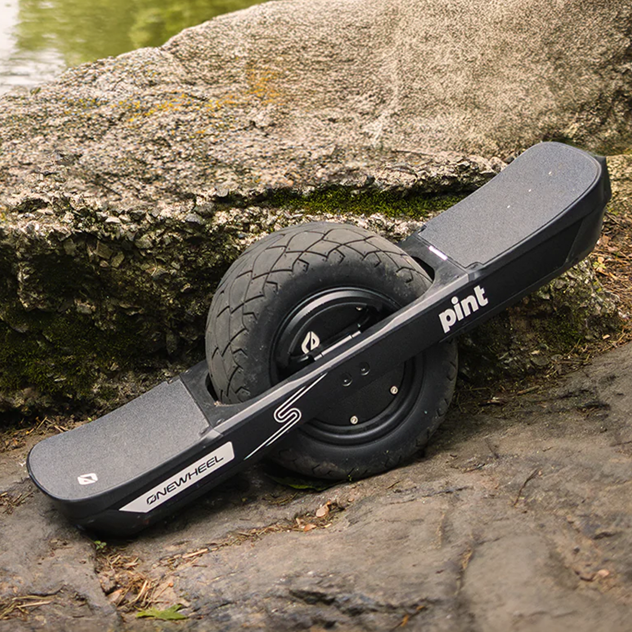 電動スケボーより未来型！Onewheel+ XR と PINT 徹底比較 - YouTube